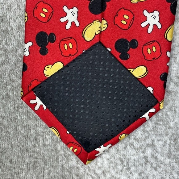 Disneyland Resort tie 100% silk deconstructed Mickey Mouse all over print red - Picture 5 of 6